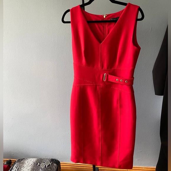 Donna Karan red pencil dress with belt details - Picture 2 of 2